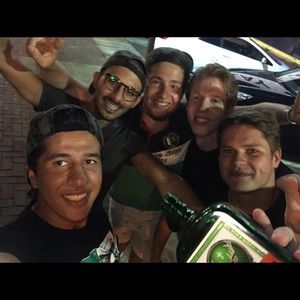 Meet your Posher, Maen